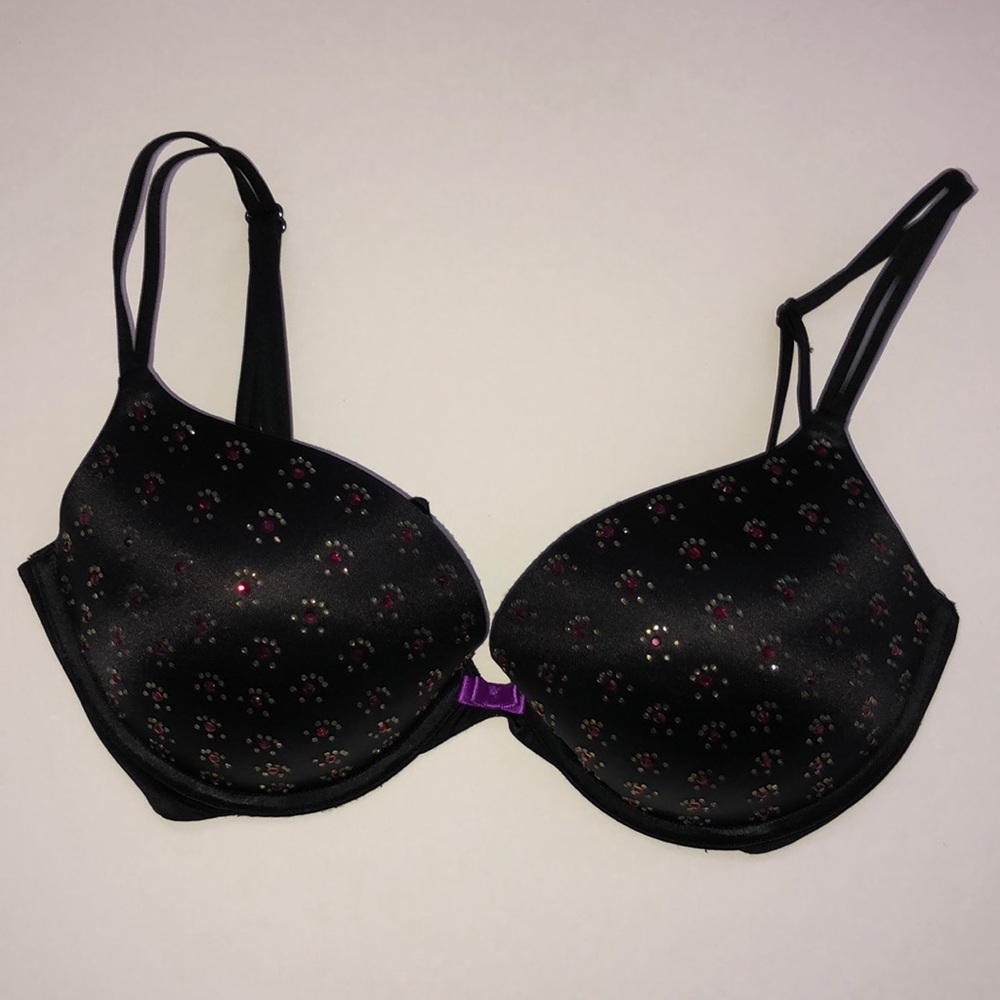 Victoria Secret very sexy push up bra